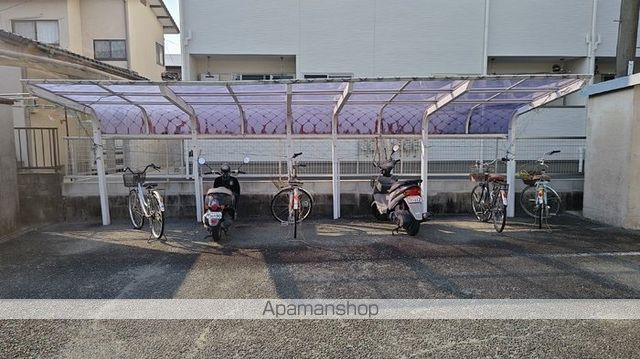 アンプルール A棟の内装写真