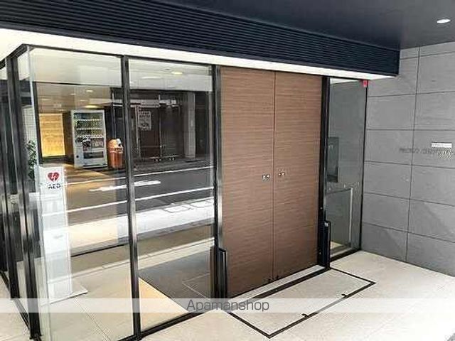 プラウド千代田淡路町の玄関写真