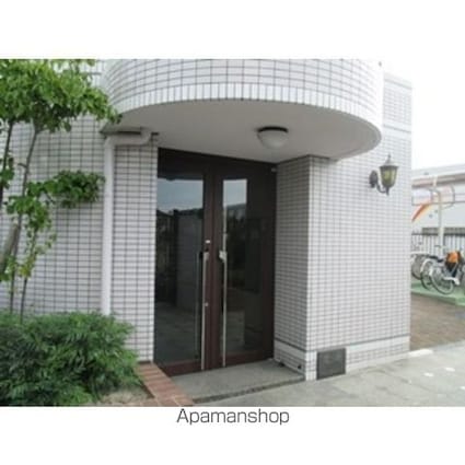 グランプラス西島[3LDK/79.59m2]のエントランス1