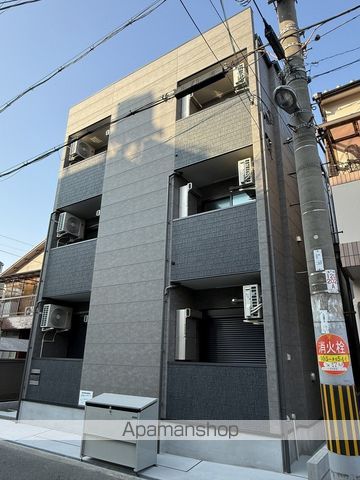 クラウンプライドIIIの外観写真