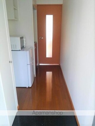 レオパレスメゾン・ド・ボヌール[1K/23.18m2]の玄関