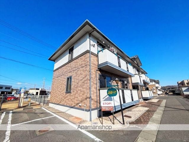 ぷらむハイツ A棟の外観写真