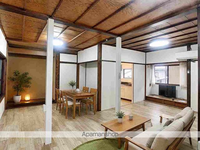 山の上町貸家の内装写真