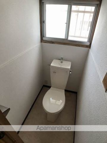 松山市 2階建 築44年の内装写真