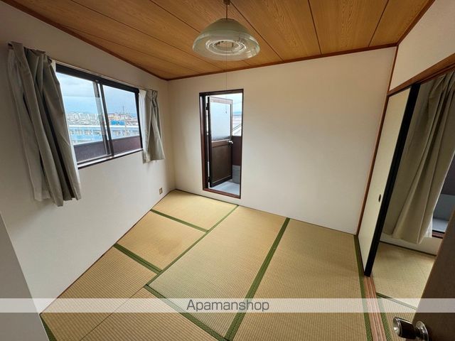 木田貸家の内装写真