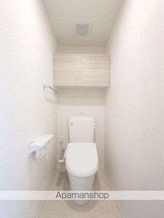 Ｄーｒｅｓｉｄｅｎｃｅ曙町１丁目[1LDK/37.09m2]のトイレ