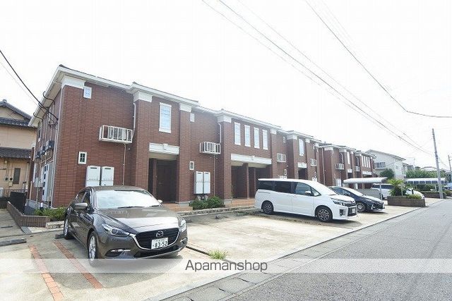 アルカンシェル東台 A棟の外観写真