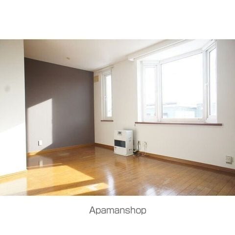 ルミエール北28条A棟の内装写真