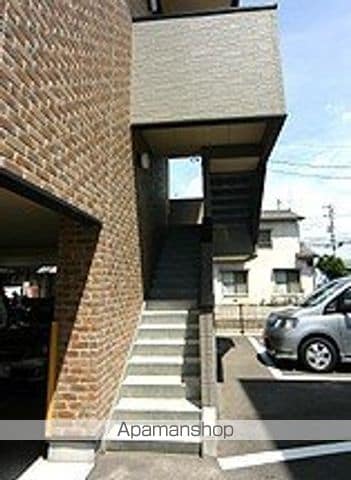 エースコート朝生田の玄関写真
