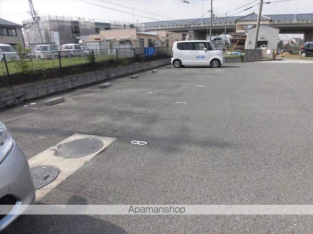 和歌山県和歌山市大谷[3DK/64.99m2]の駐車場