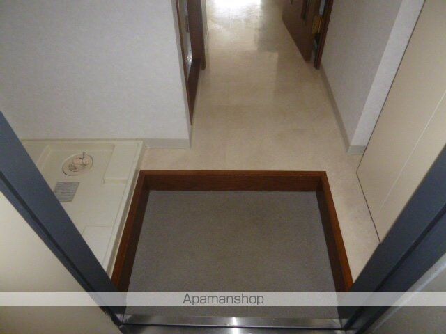 滋賀県大津市平津１丁目[1K/25m2]の玄関