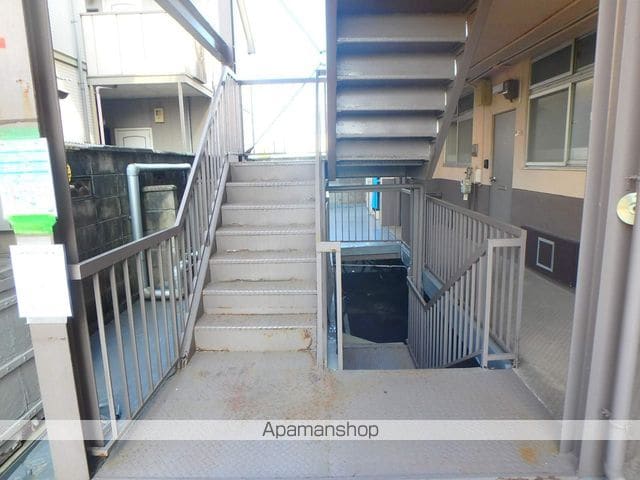 樋之上町マンションの玄関写真