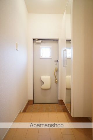 袋井市 2階建 築15年の内装写真
