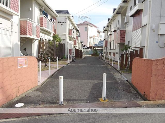 石橋ハイツの玄関写真