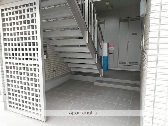 サンライト松山町の玄関写真