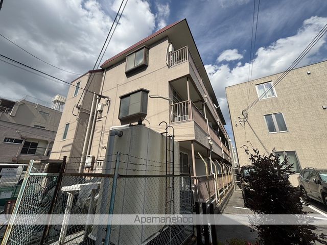 江坂第2平和マンションの外観写真