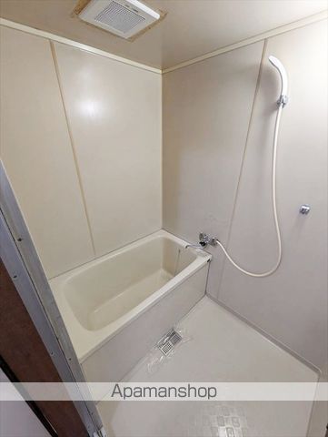 ホワイトマンション吉岡 C棟の内装写真