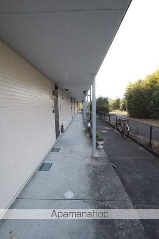 SURPLUS ルージュの外観写真