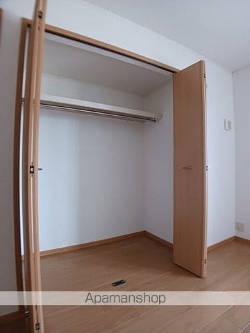レフィナードの内装写真