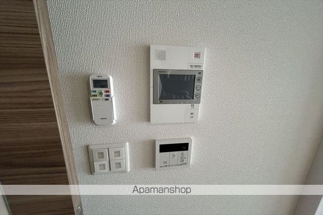 セレニテ江坂エクラの内装写真