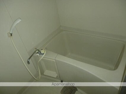 ビーラインアワネ[2DK/40.92m2]のバス