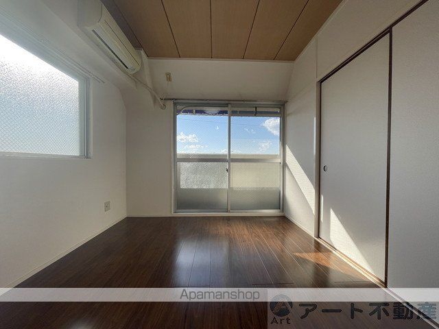 シャトレー小坂の内装写真