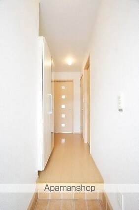 レイクヒルズ名倉Ⅰ[1R/32.9m2]の玄関