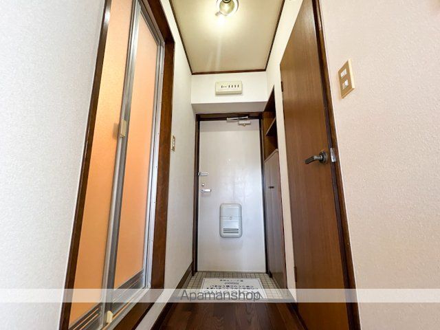 コーポ愛光[1R/22.87m2]の玄関