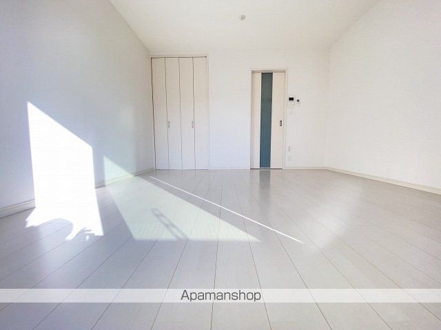 PLEIN SOLEIL 庚午北の内装写真
