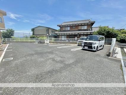 ラフレーズ[1R/48.19m2]の駐車場1