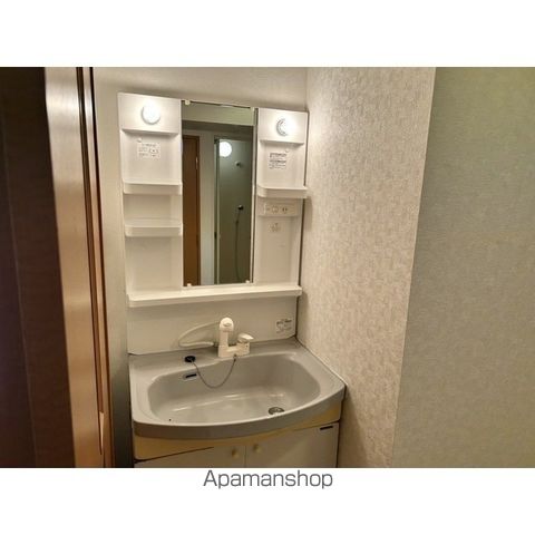 ティアラ目白 AVENUEの内装写真