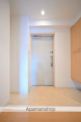 ＡｚａｌｅａＨｏｕｓｅ練馬[2DK/61.74m2]の玄関1