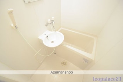 レオパレス志賀[1K/19.87m2]のバス