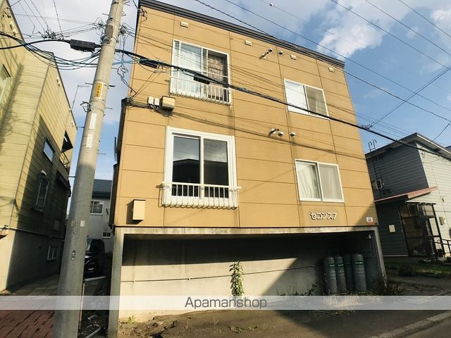 セコンズ7の外観写真