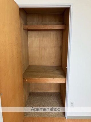 アサヒパレス港町[3LDK/64.04m2]の収納