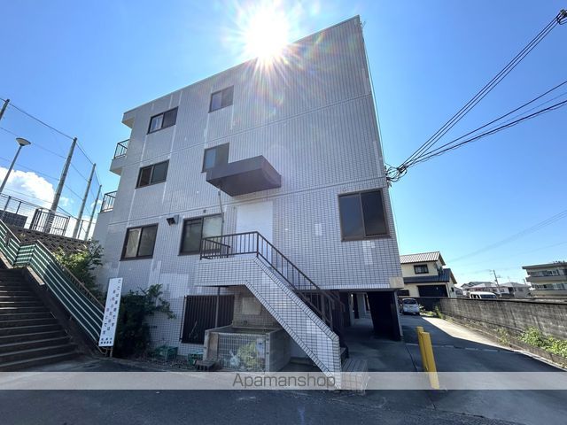ロイヤルコーポ和泉鳥取の外観写真