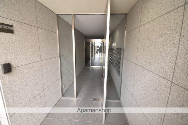 舟入FLATSの玄関写真