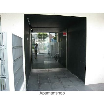 ＦＬＡＴーＳ[1R/29.45m2]のエントランス