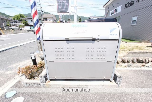 レオネクストサニーコート河原の玄関写真