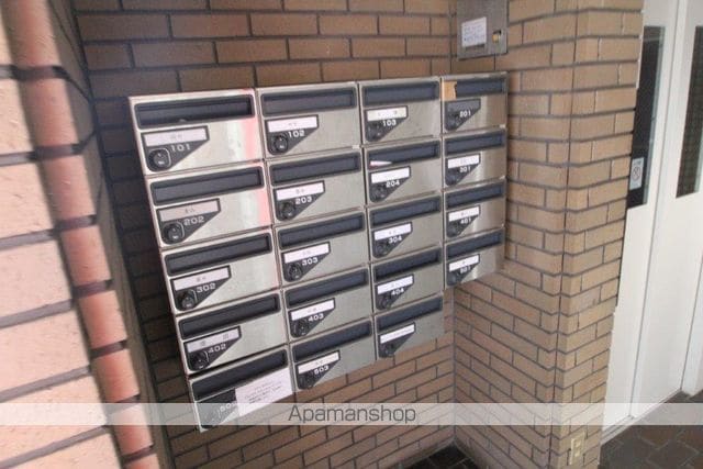 朝日プラザ東豊中の玄関写真