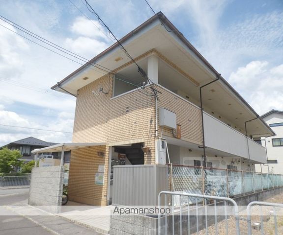 岩倉南河原町マンションの外観写真