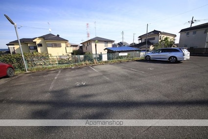 ブリージングタウン百草園Ｄ－１号棟[3LDK/81.28m2]の駐車場
