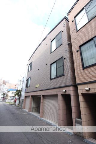 LACUSの外観写真