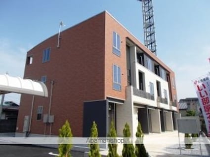 プロヴァンス　ハウス[1K/31.65m2]の外観1