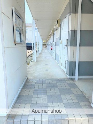 レオパレスグリーンハイムの玄関写真