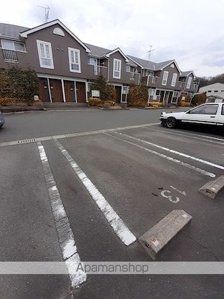 サン・ビ・アレイド加茂Ｃ[2DK/51.67m2]の駐車場3