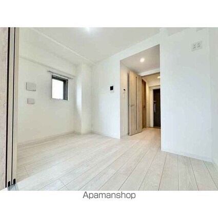 グランカーサ上野松が谷[1DK/25.24m2]のリビング・居間