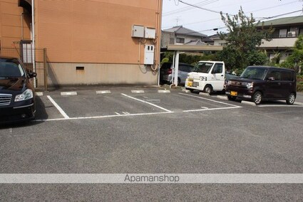 クリーンビュー松永[1K/20.16m2]の駐車場