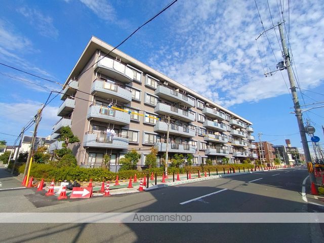 ドルチェ甲子園の外観写真