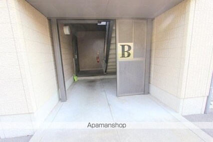 バリュージュヤシマＡ・Ｂ・Ｃ・Ｄ棟[3K/54.07m2]のエントランス